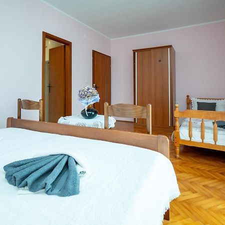 Double Room Zubovici 16063A Екстериор снимка